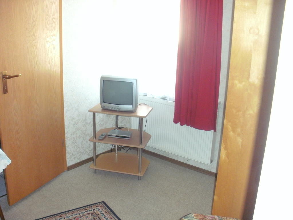 Landhotel Zum Schiff Laurenburg Room photo